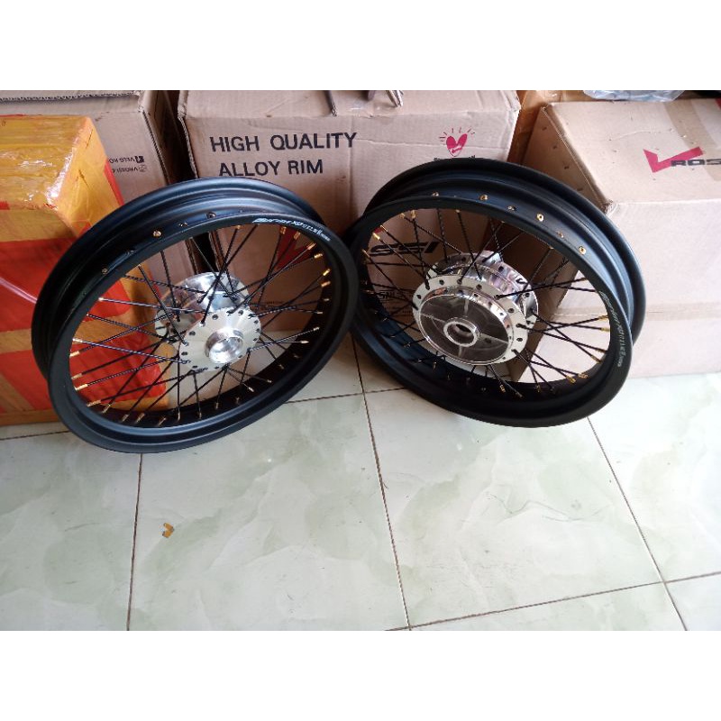 velg Honda Tiger Revo/Megapro tapak lebar 250/215x17