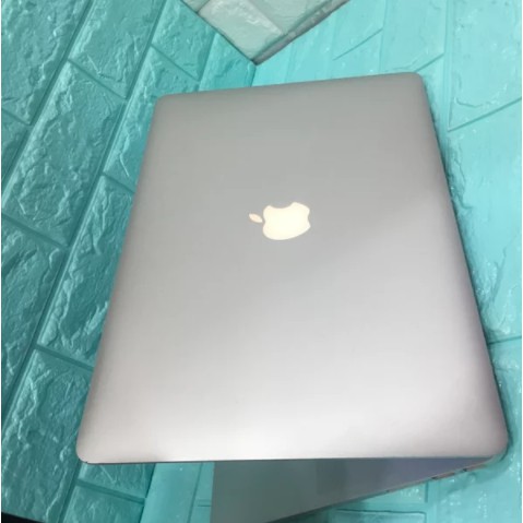 Macbook Pro Retina 15 inch MID 2015 Core I7 2.2GHZ Ram 16 GB Ssd 256 GB - Ssd 1 TB