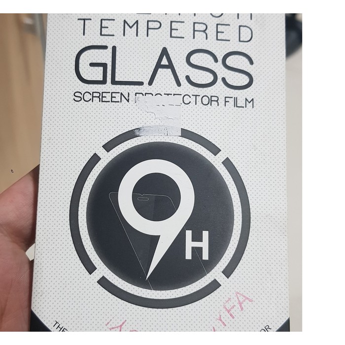 Tempered Glass UNIVERSAL 5.3 INCH