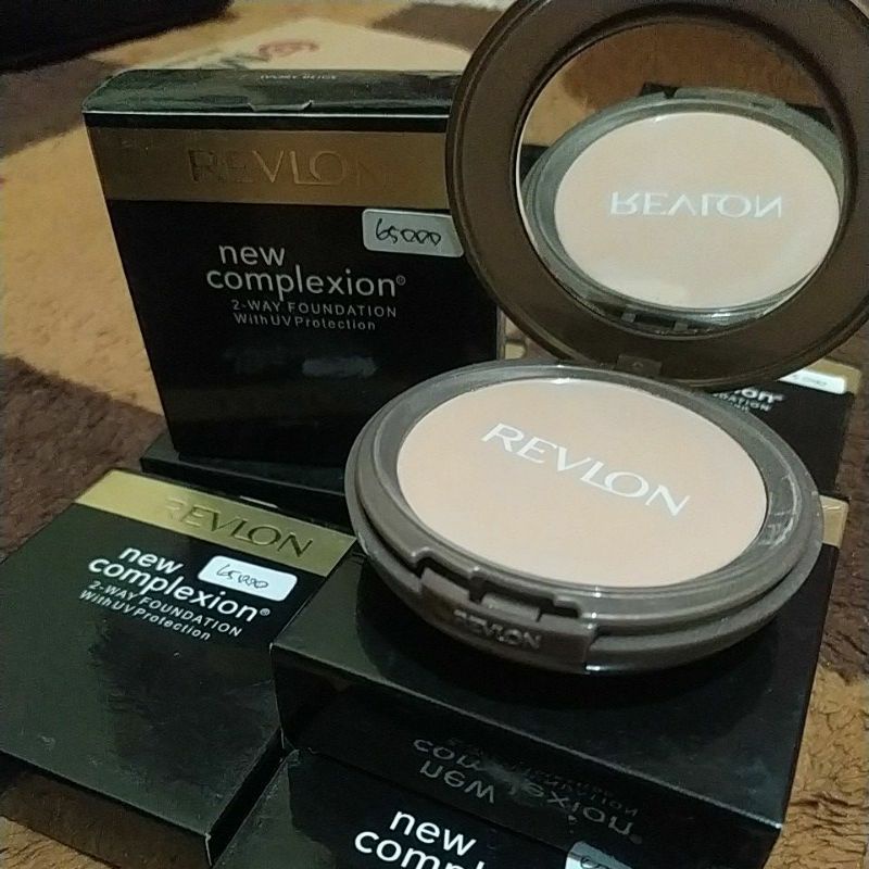 Revlon new complexion 2-way foundation bedak padat Revlon
