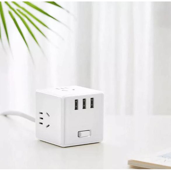 Mijia Rubik Power Socket Plug + 3 Port USB 2.4A (Wired Version) - MJCXB3-02QM - White