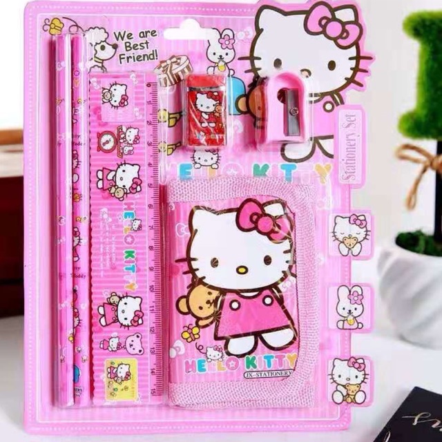 

PAKET ALAT TULIS + DOMPET SET 6 IN 1 KARAKTER