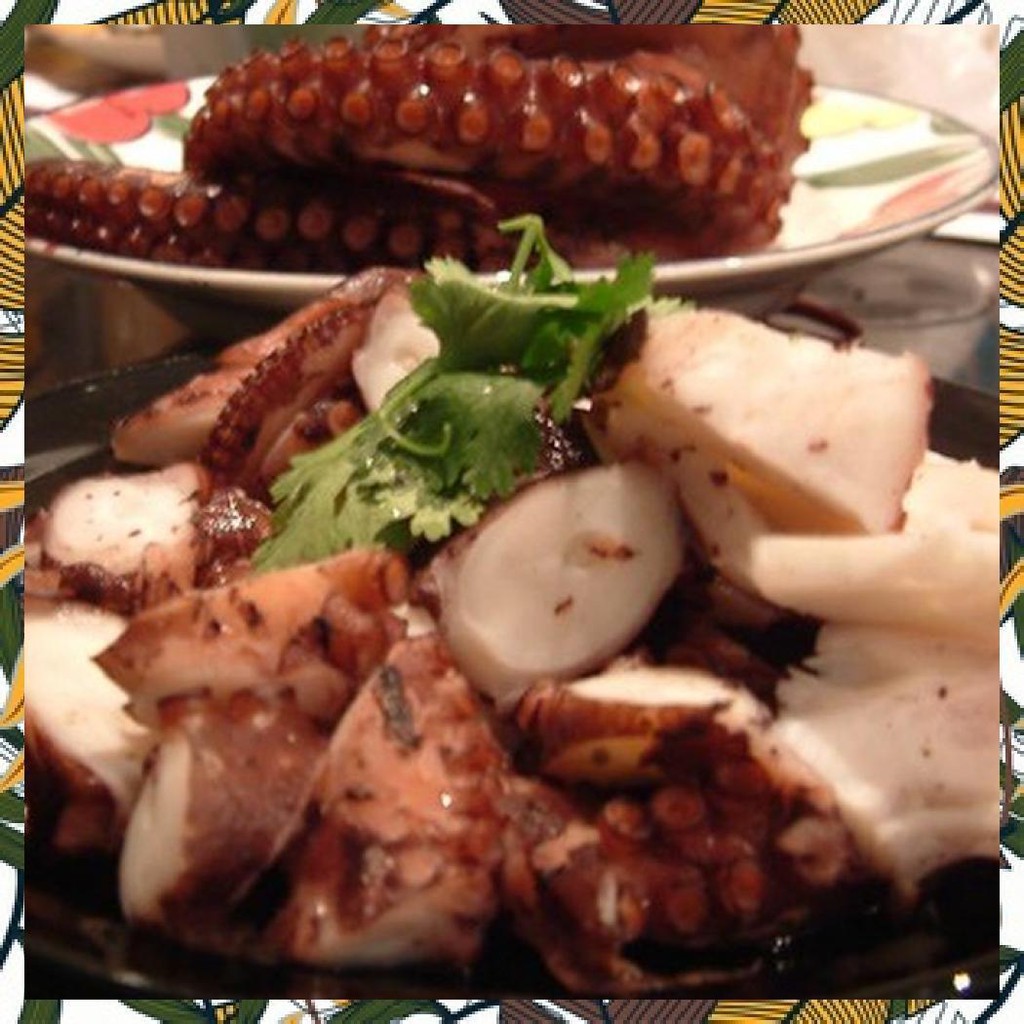 

OCTOPUS TAKO LEG CUT - GURITA POTONG BOILED - TAKOYAKI - FROZEN