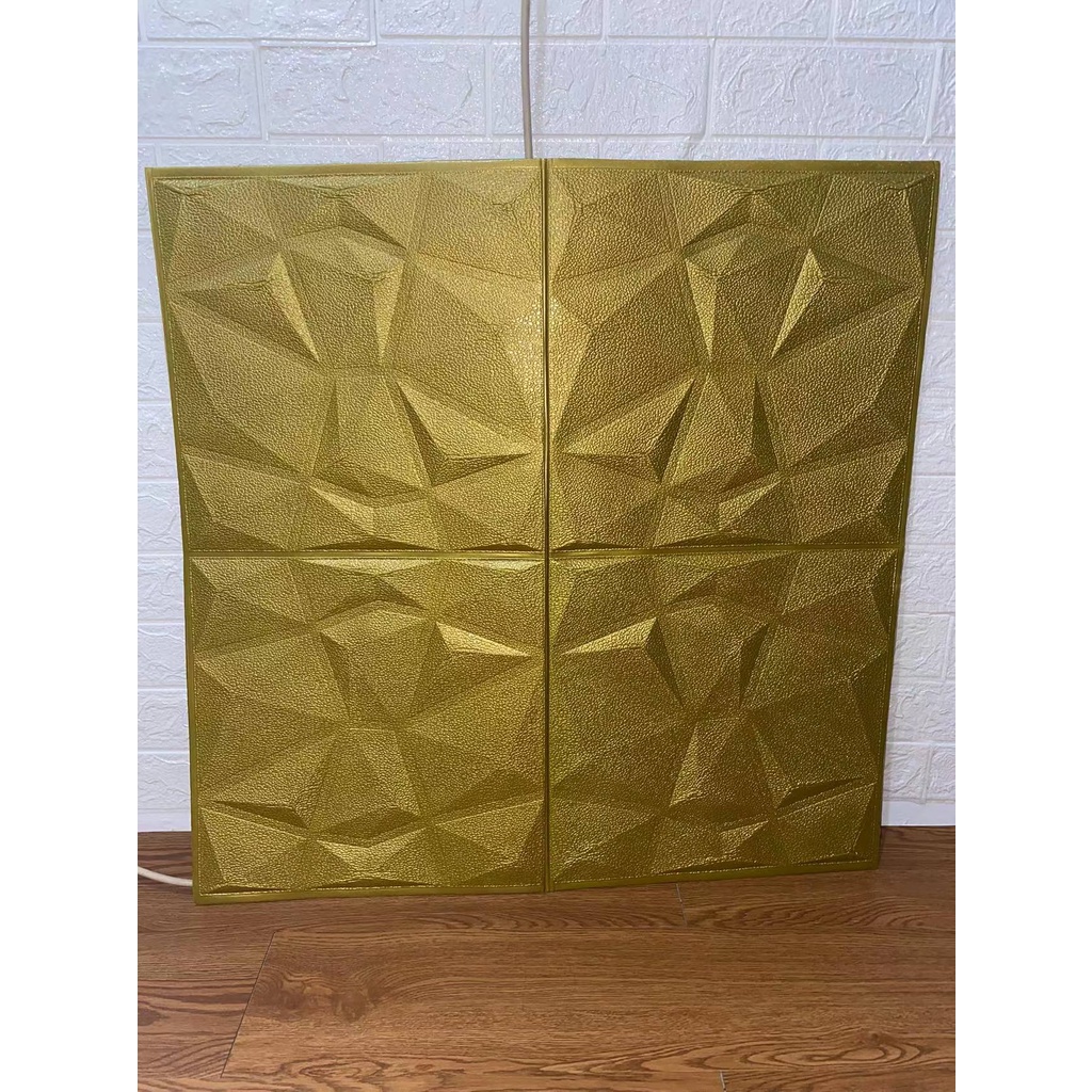 Wallfoam 3D motif Diamon ukuran 70cm x 70cmx 6&8mm-gold