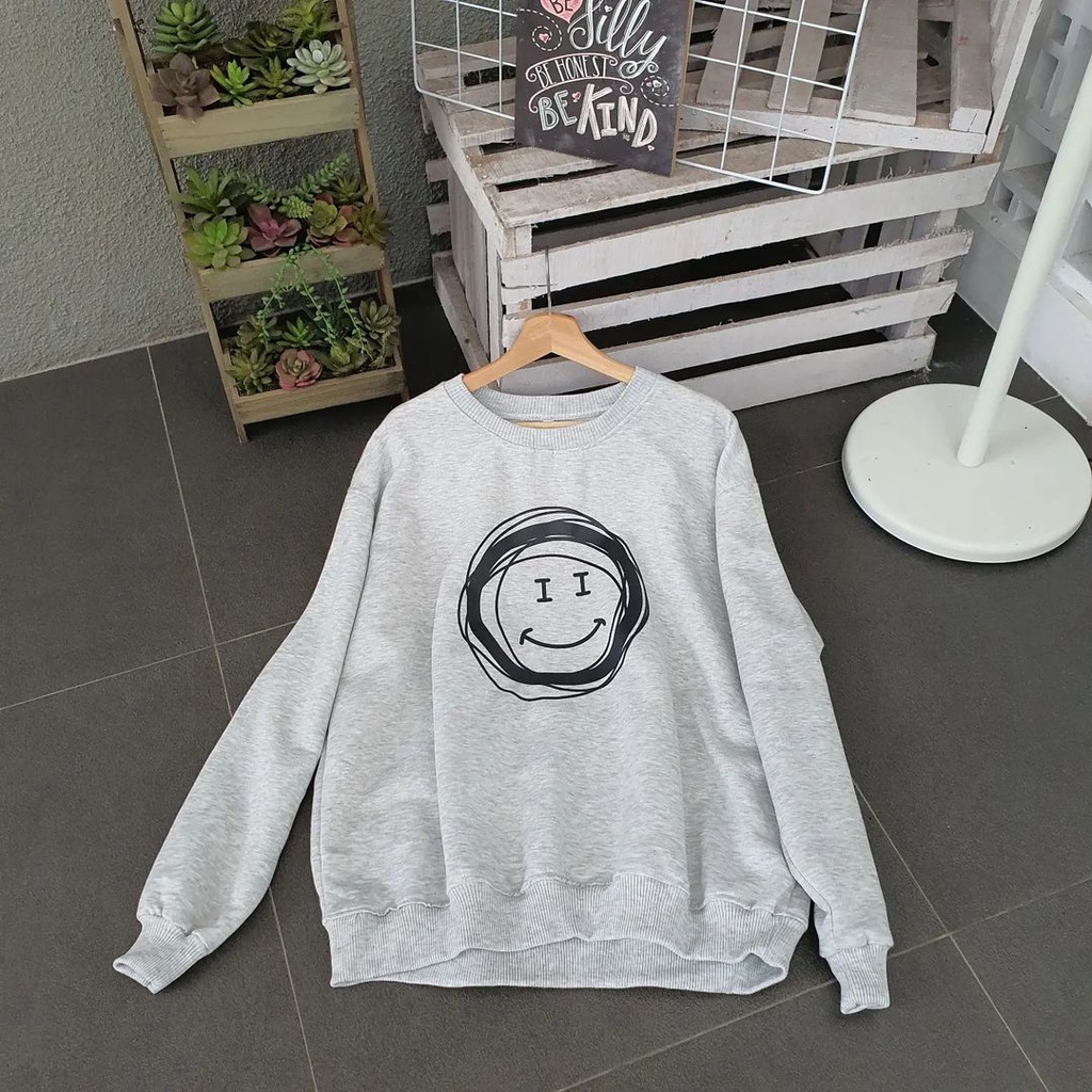 Sweatershirt  Smile Bahan Fleece Terbaru