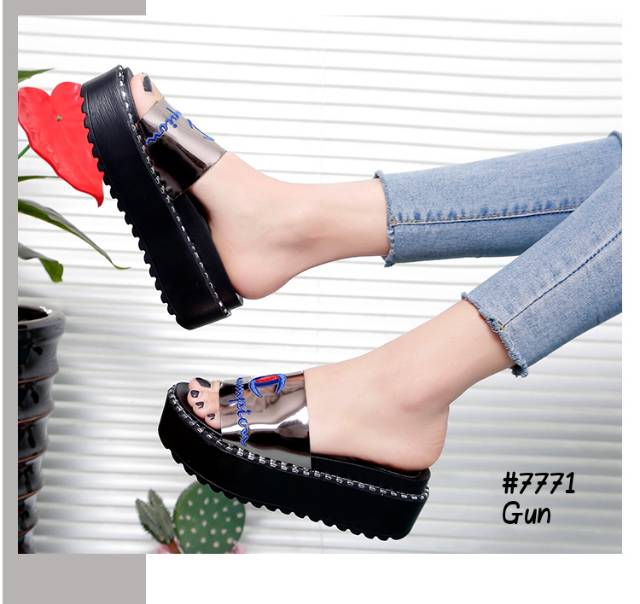 Wedges wanita impor slip on champion Korea#7771