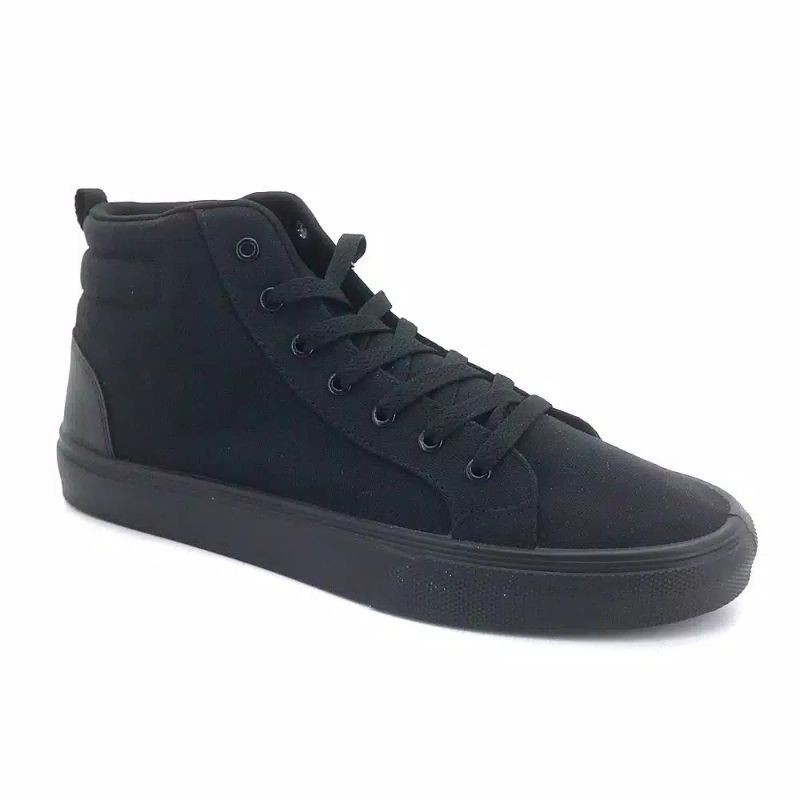 North Star Vamper Hitam