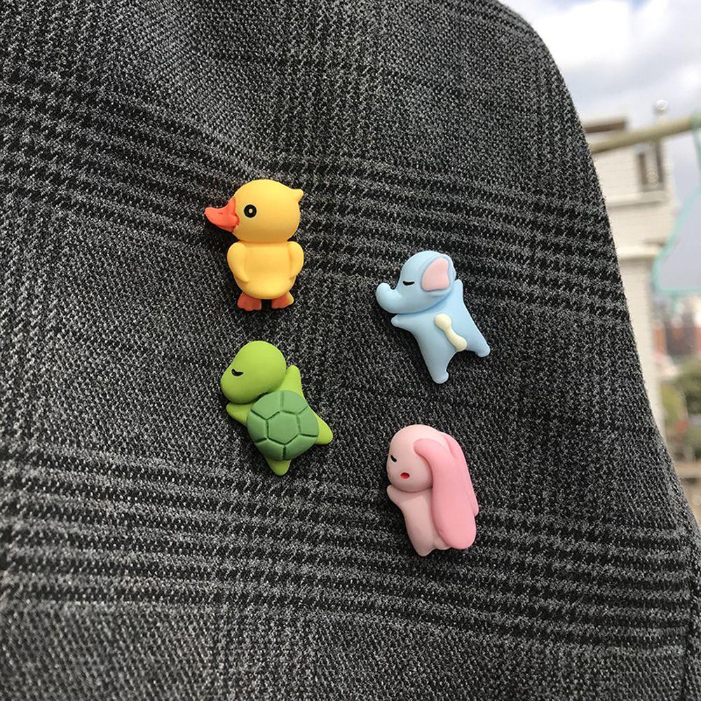 NEEDWAY Bros Hewan 3D Harian Lucu Unik Turtle Resin Bebek Cewek Bunny Gaya Korea Badge