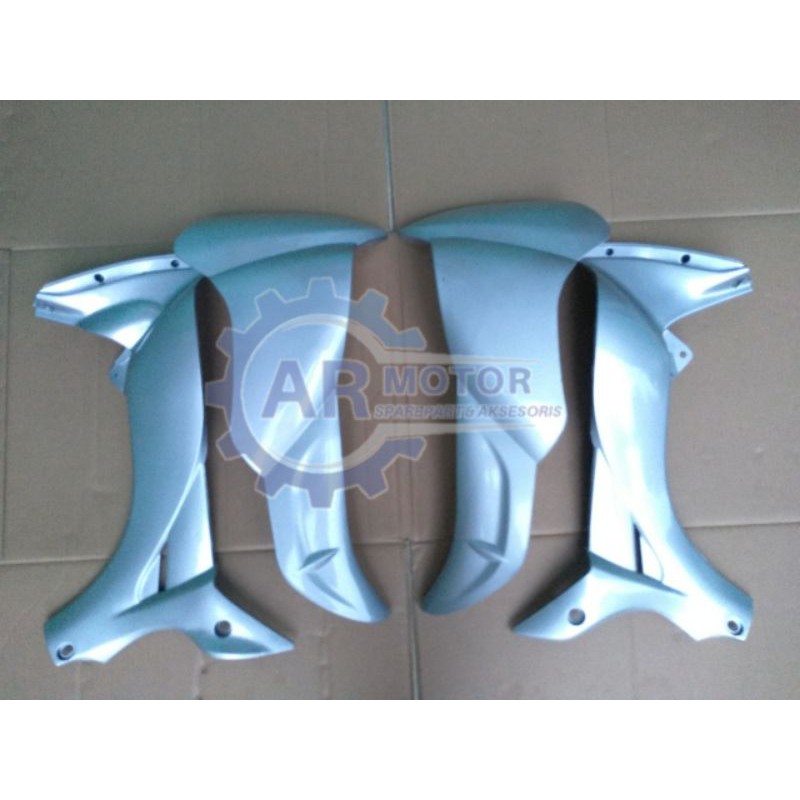 SAYAP LUAR DALAM JUPITER Z / JUPITER Z BURHAN 2004 - 2009 SILVER