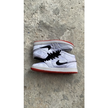 Jordan 1 Retro Mid Fearless Edison Chen CLOT
