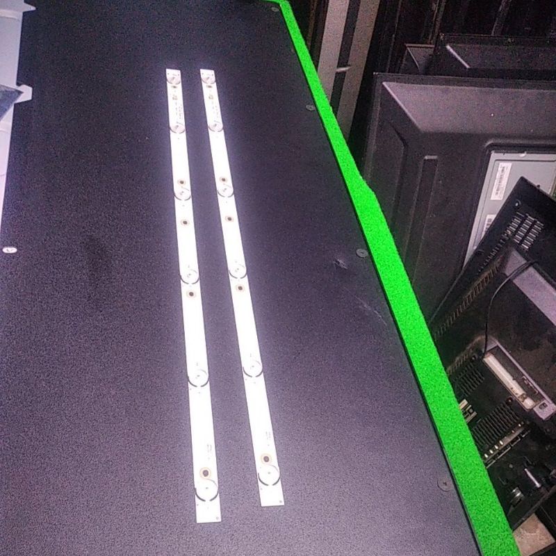 BL TV LED Akari 32v88