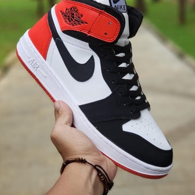 Sepatu Nike Air Jordan Ukuran 36 - 45 Merah putih lis hitam Grade orig