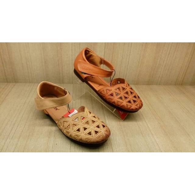 Kickers ladies shoes