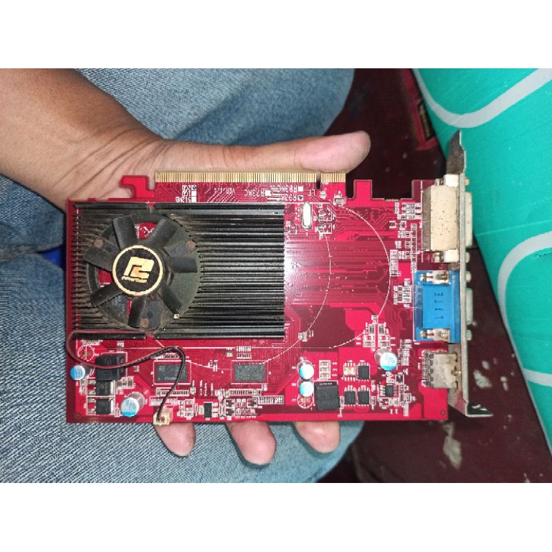 VGA hd6570 2gb ddr3