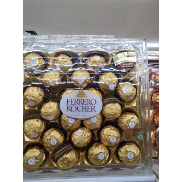 

coklat Ferrero Rocher besar