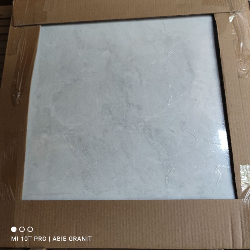 granit indogress polish 60x60 white alaska