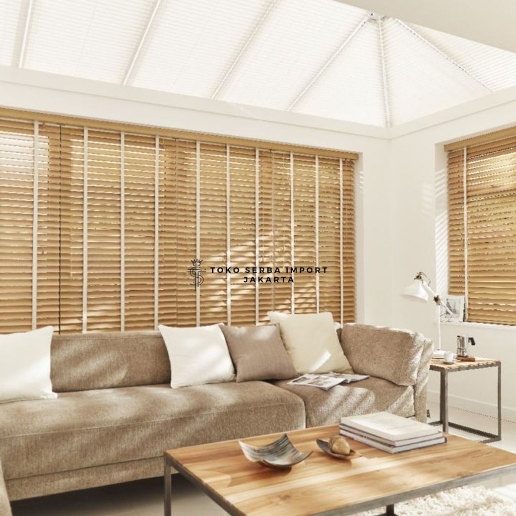 Wooden Blind/ Tirai Gulung Horizontal Kayu