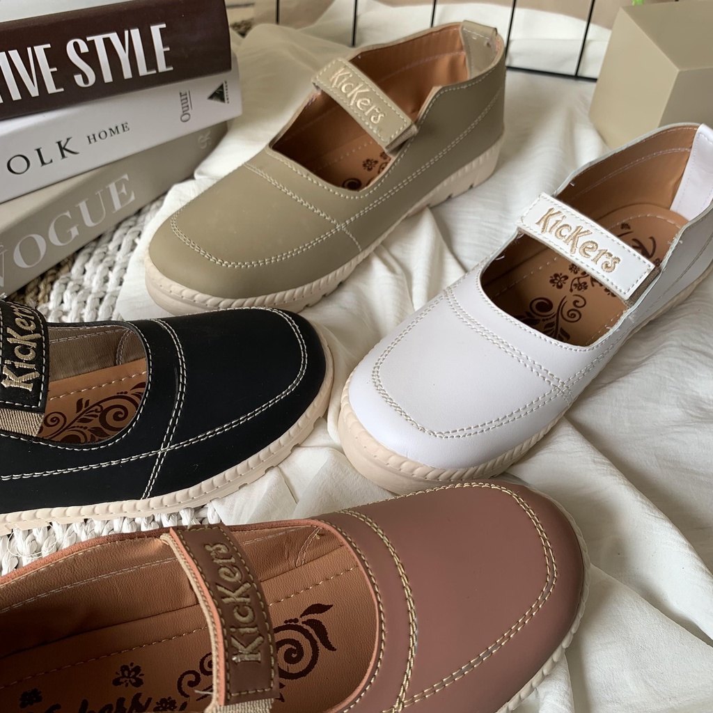 (TANPA KARDUS) SEPATU SLP.13 4 CEWEK TERLARIS TERMURAH VELCRO FLAT SHOES WANITA POPULER KECE CEWEK SLIP ON WANITA TERBARU KEKINIAN FLATSHOES KARET KULIT KOREAN STYLE SEPATU CEWEK SLIPON FLAT SHOES CASUAL SANTAI