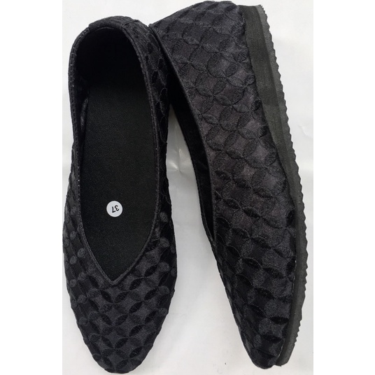 Sepatu Bordir Polos