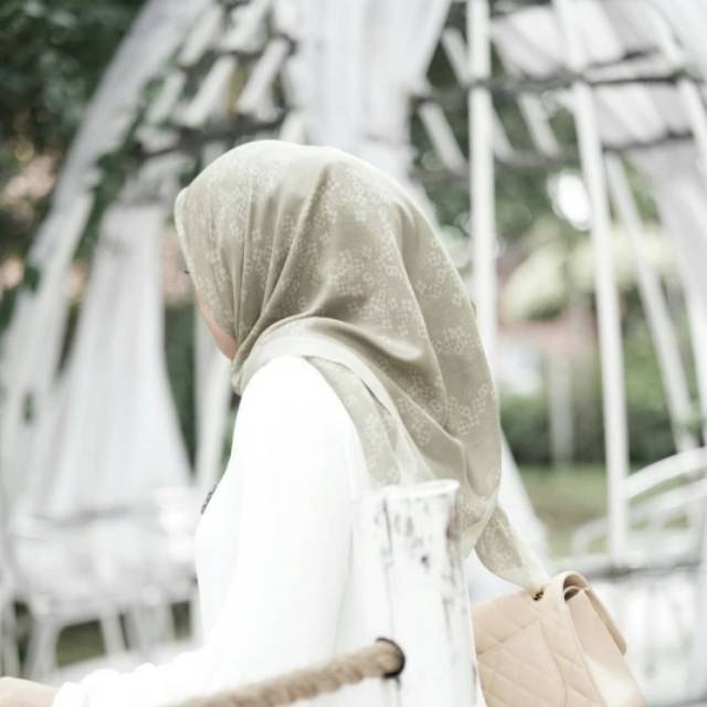 Buttonscarves anniversary series camel reject sale