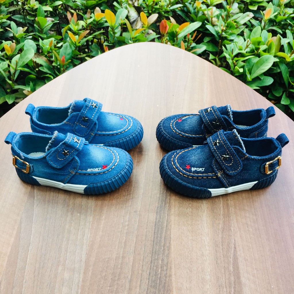 Sepatu Anak Laki dan Perempuan Import / Sneakers / Denim / Bintang