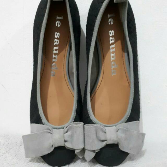le saunda shoes