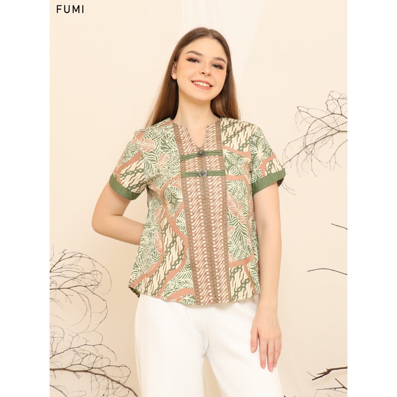 Evercloth Fumi Blouse Wanita Atasan Wanita Blouse Batik Wanita Lengan Pendek Atasan Batik Wanita Koin Kancing Shanghai Batik Couple Set Family Sarimbit Burung