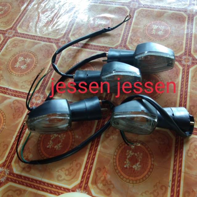 Lampu sen kanan kiri depan belakang tiger revo