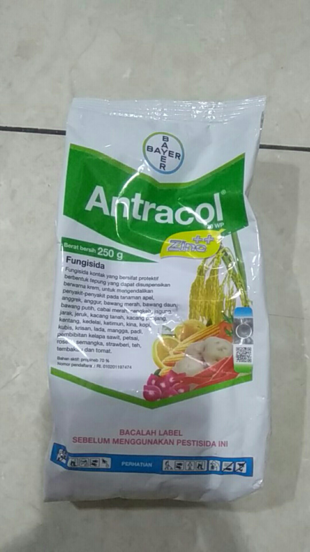 Antracol Kemasan Pabrik 250 Gram ( Fungisida )