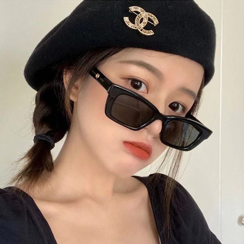 Kacamata Hitam Matahari Fashion Korea Sunglasses Hitam Anti Radiasi UV Gaya Pria Wanita JN