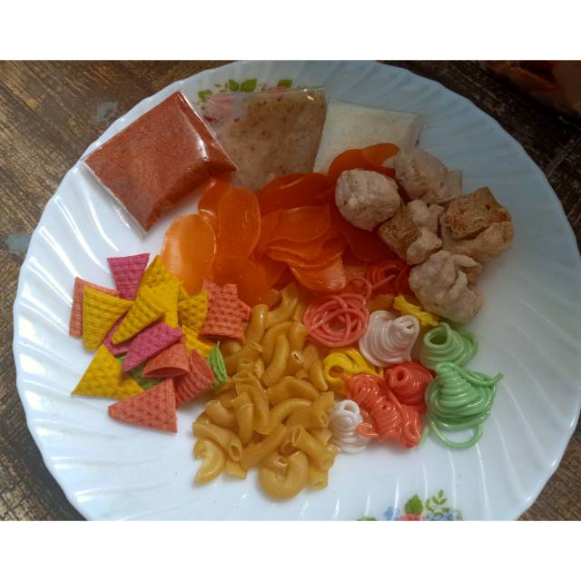 

Seblak instan krupuk segitiga