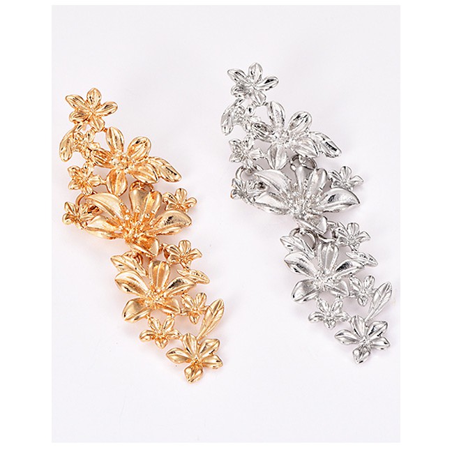 LRC Anting Tusuk Fashion Alloy Flower Stitching Stud Earrings F3218X
