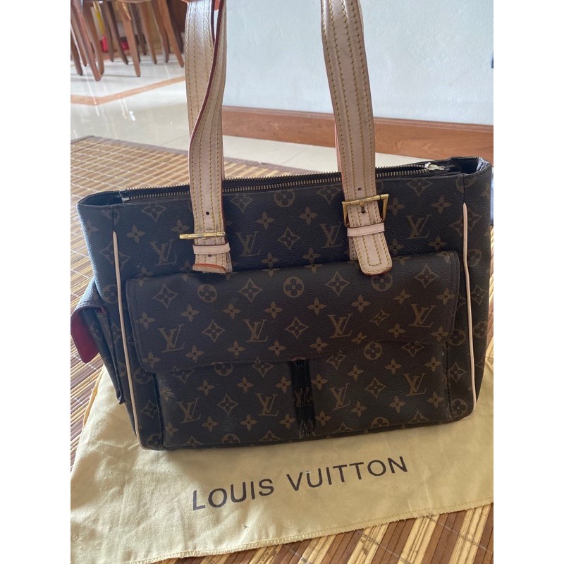 Louis vuitton bag