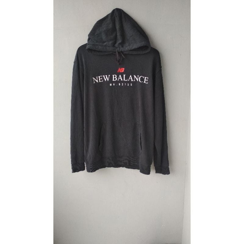 HOODIE NEW BALANCE + CN UNDEFEATED