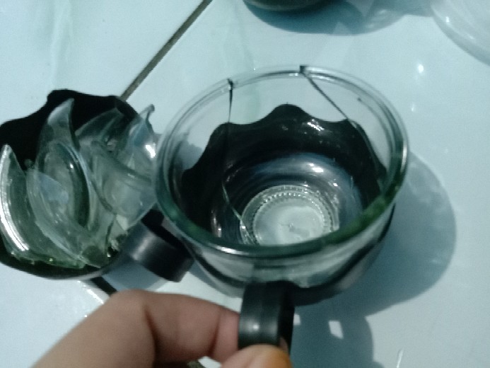 Teko Satu Set Bahan Kaca 5 In 1 + Saringan