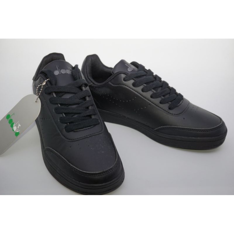 diadora givano Mono black sepatu sneakers givano original diadora shoes sepatu fullblack shoes