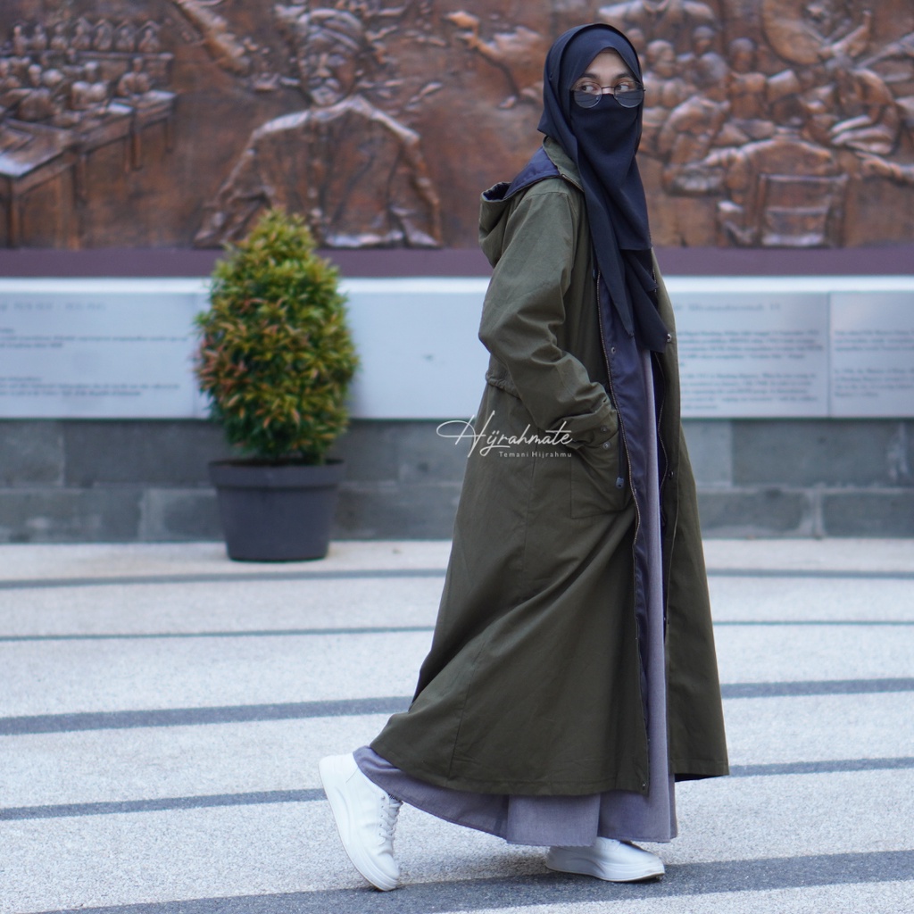 Hijrahmate - Jaket Parka Muslimah Aisha Jaket Hijaber dg Hoodie & Inner Pocket Rahasia