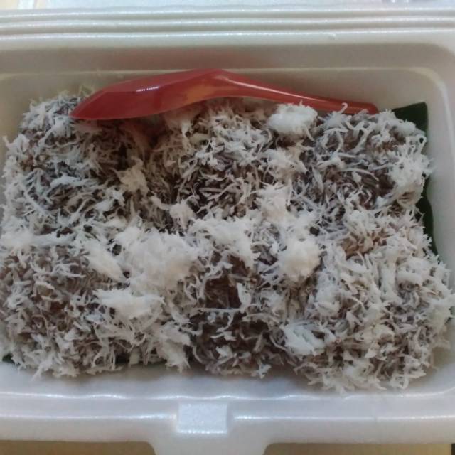 

Jajanan pasar tradisonal ongol-ongol