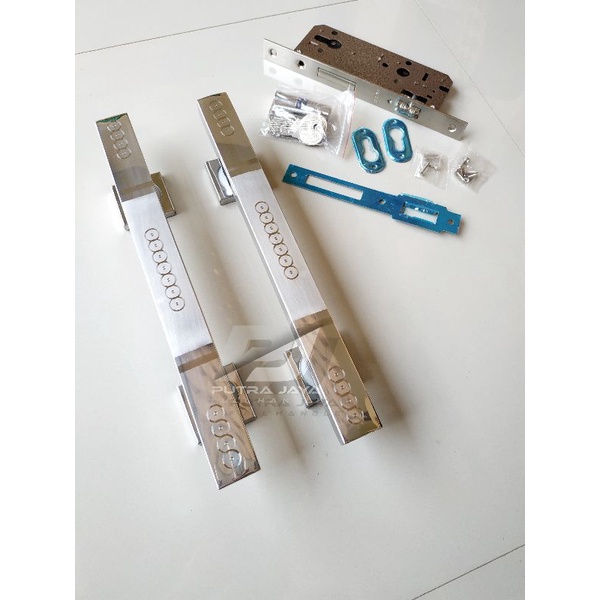 Handle Pintu Rumah / Tarikan Pintu Rumah/ Gagang Pintu Rumah dan Kunci Pintu 33cm