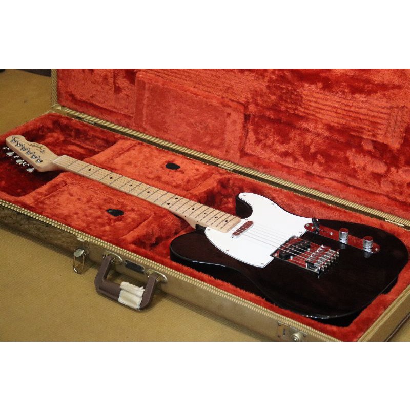 Squier by Fender Affinity Telecaster Black in White Color MIC Tahun 2016