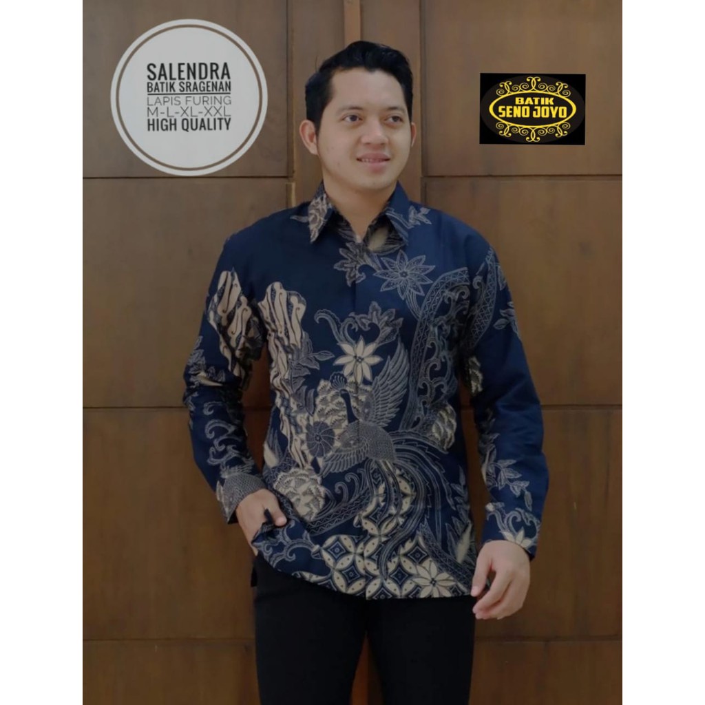SALENDRA NAVY SENOJOYO KEMEJA BATIK SOLO PRIA LENGAN PANJANG LAPIS FURING ATASAN BATIK PREMIUM MODERN KATUN HALUS PEKSI ABU AJISAKA SEKAR JAGAT PEKSI ABU WULU ABANG GODONGAN JAGAD KUSUMO KAWUNG LINTANG PARANG AJI PEKSI SEJAGAD PARANG LUHUR PARANG KAWUNG