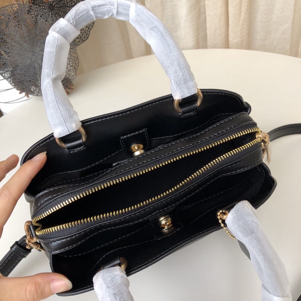 [Instant/Same Day] 91494   91146   coach women hand bag Diana Bag Shoulder Bag Crossbody Bag  dfb