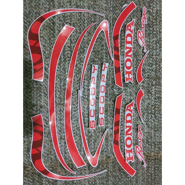 Striping scoopy 2021 prestige merah