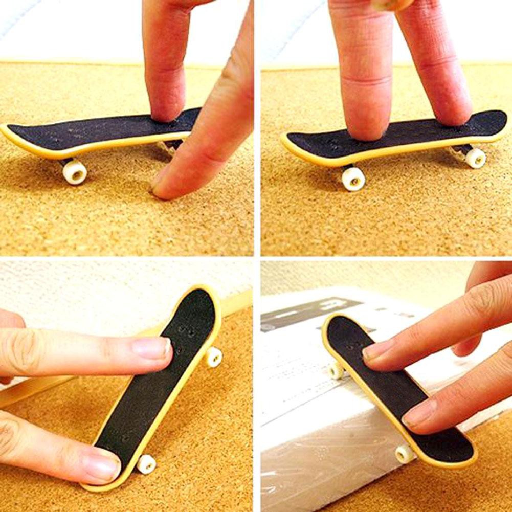 MOJITO Cute Brain Development New Finger Skateboard Deck Mini Board Tech Boys Games Toy