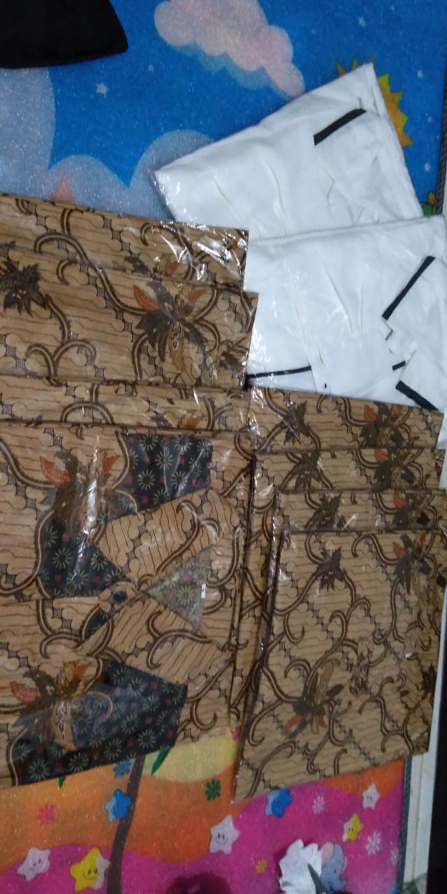 Couple Batik Seragam Kantor Motif Terbaru Termurah Di Shopee