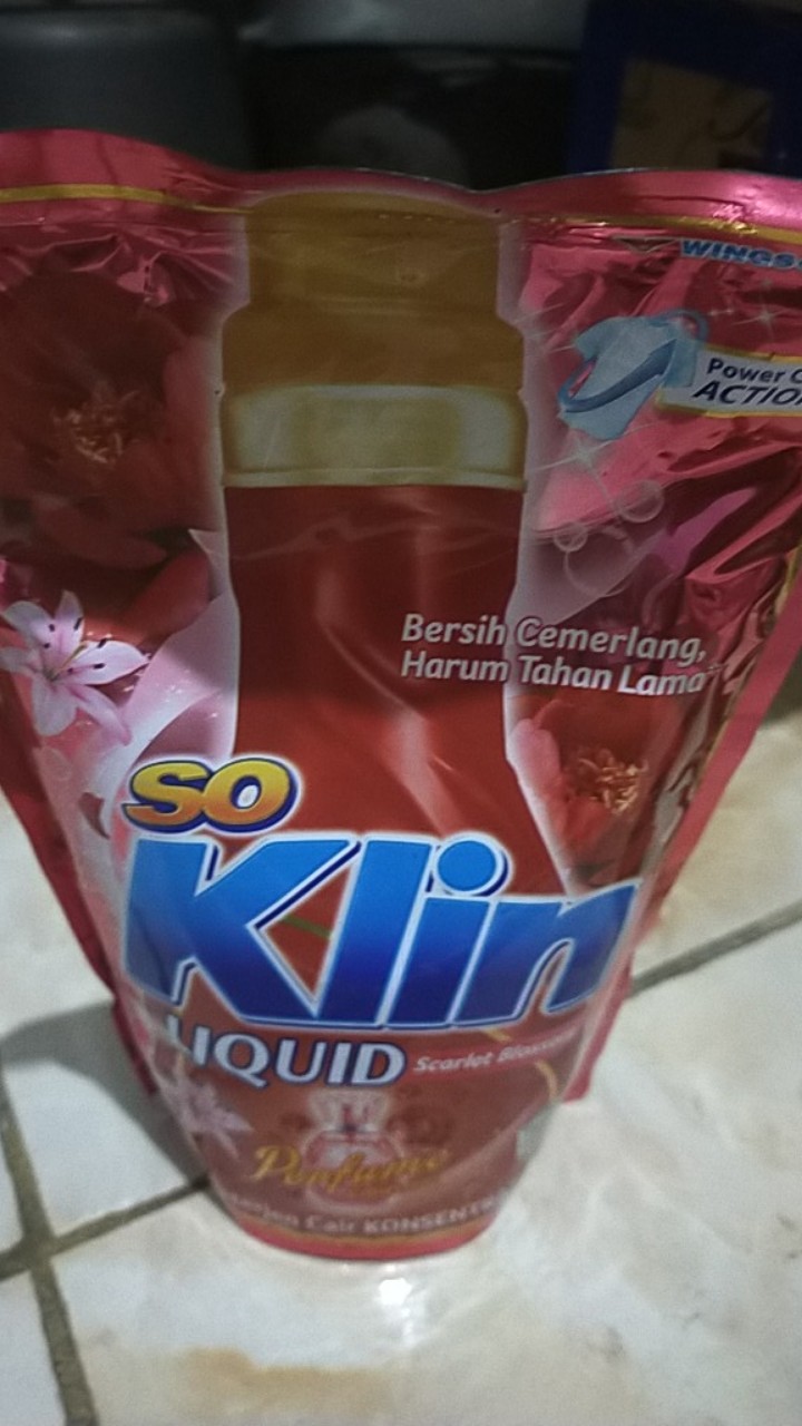 So Klin Liquid Scarlet Blossom Refill Pouch 750ml