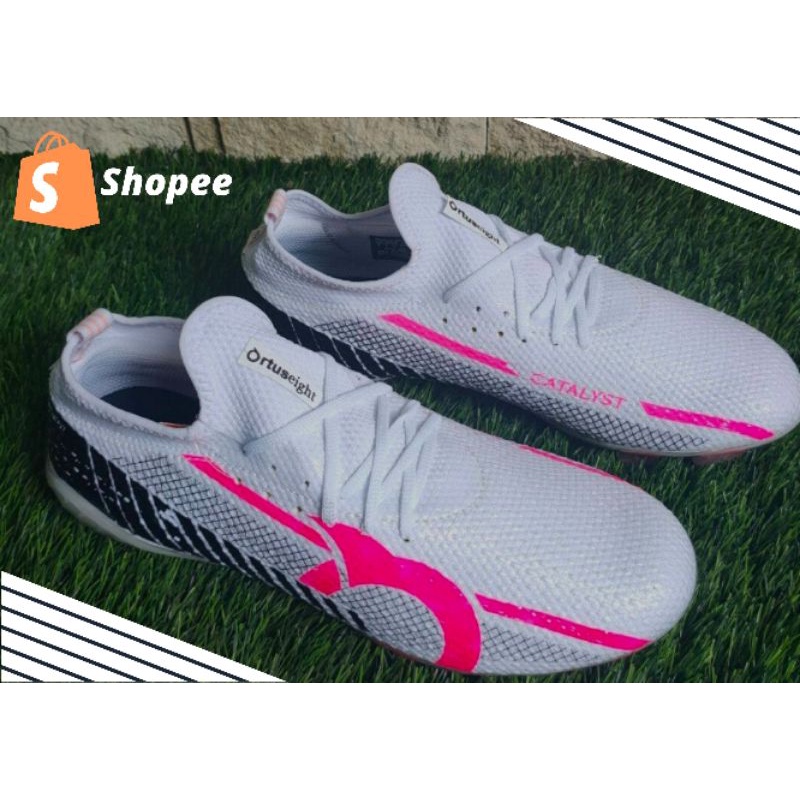 Sepatu Bola Ortus Catalys Liberte Terbaru Sepatu Sepak Bola Ortus Terbaru 100% Original  Sepatu Bola