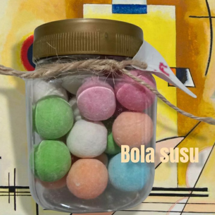 Bola susu / kue susu Dancow Premium