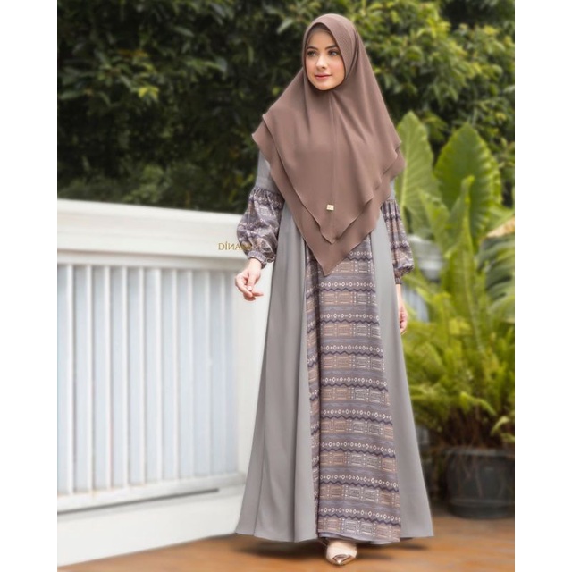 PRELOVED ANELLADRESS by DINARA CLOTHING