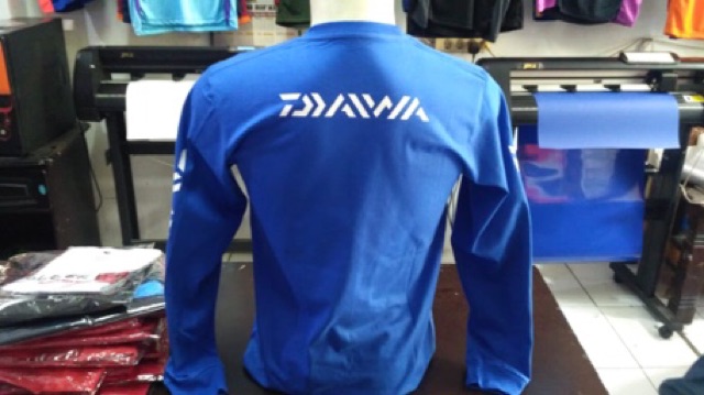 Kaos Daiwa lengan panjang